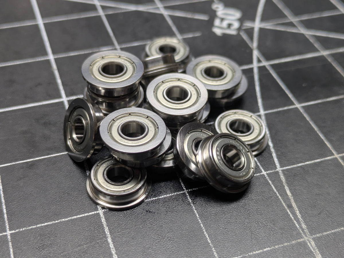 NSK F695ZZ flanged bearing, 5x13x4 mm, metal shields