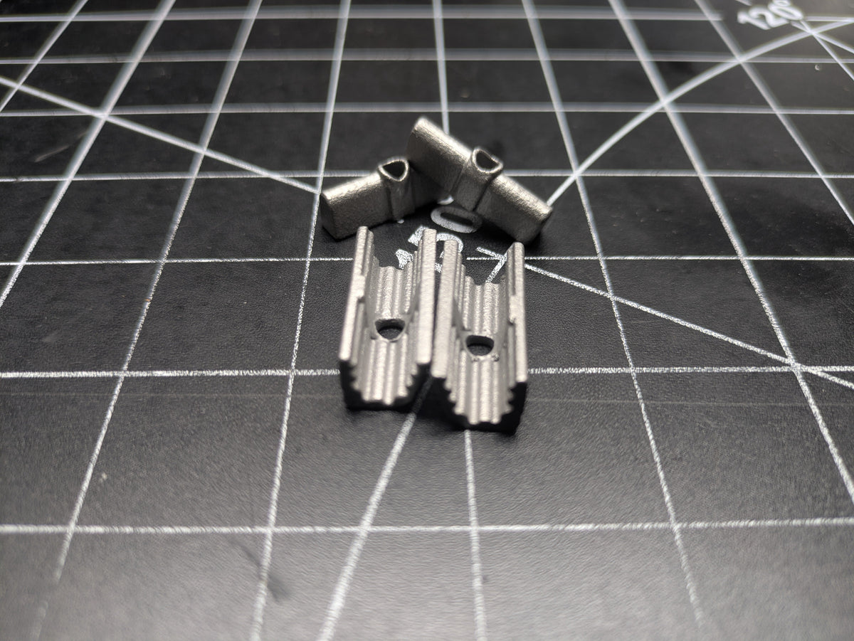 Monolith XOL / A4T SLM aluminium belt clips