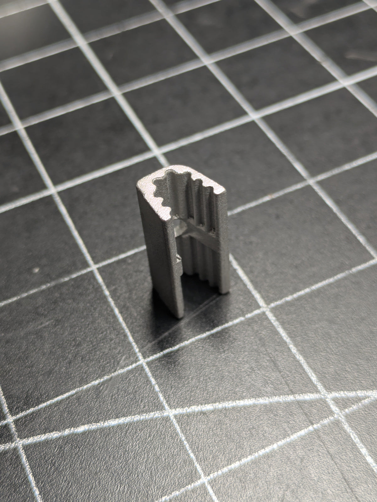 Monolith XOL / A4T SLM belt clips detail