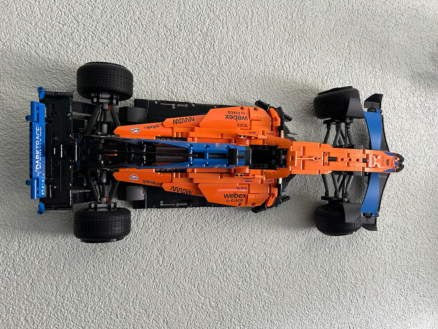 Muurbevestiging voor McLaren F1 - Lego muurbevestiging - Lego 42141