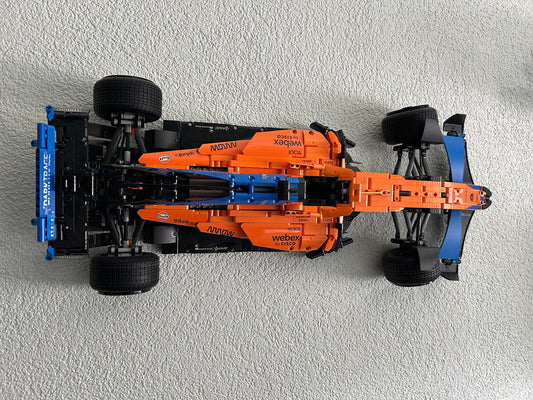 Muurbevestiging voor McLaren F1 - Lego muurbevestiging - Lego 42141